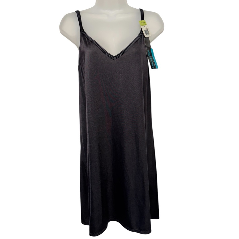 2/$20   Vanity Fair Women's Full Slip Silky Stretch Satin
